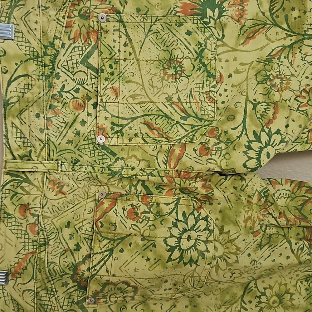 Anthropologie Pilcro The Wander low rise patchwork floral pants  women's… - Picture 7 of 12